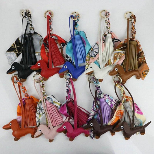 Lucky Dachshund Keychain The Doxie World